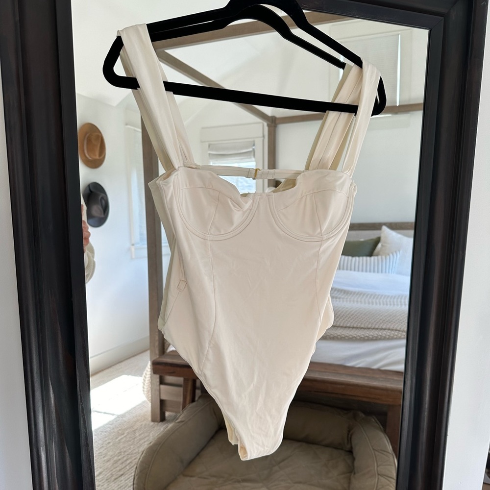 WeWoreWhat Vintage Danielle One Piece | Size M | Color: Off White